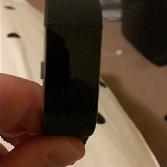 Fitbit Charge 2 - Picture 2 of 3